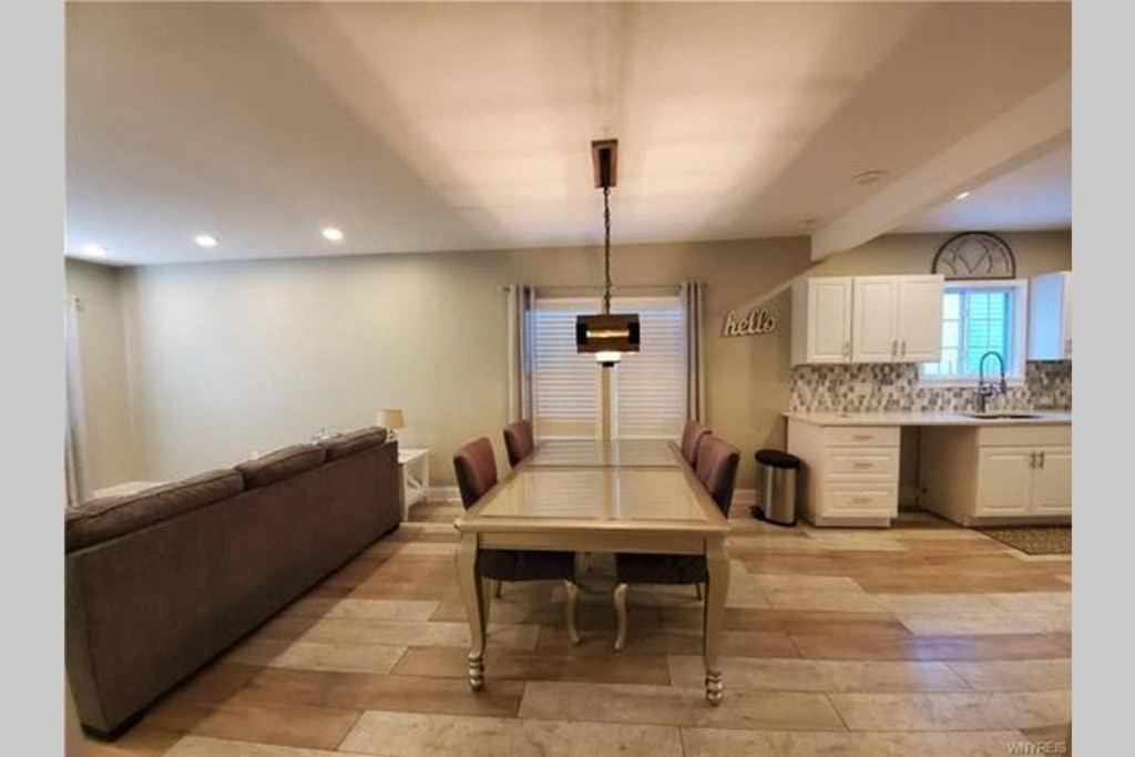 Luxury Private Home In The Heart Of ไนแอการาฟอลส์ ภายนอก รูปภาพ